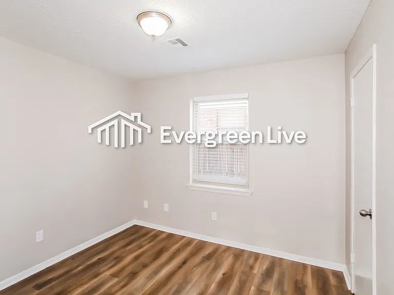 2837 Green Canyon Dr — Photo 14