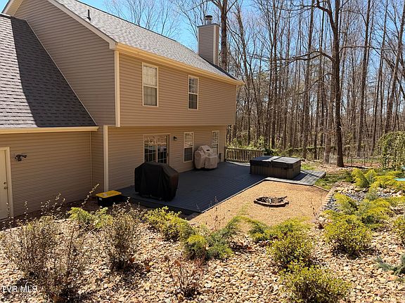 5th image of 1049 Mill Way Ct