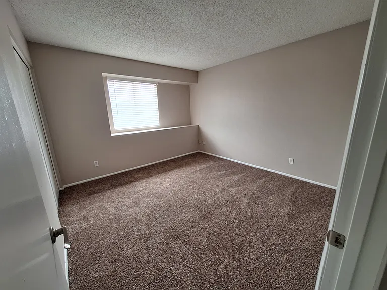 Townhome in Mesa with enclosed backyard! — Photo 16