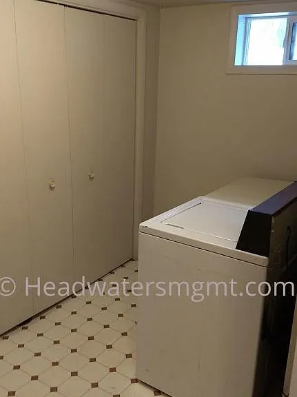407 W Lamme St #B — Photo 13
