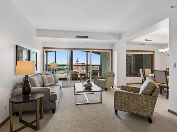 1201 Yale Pl APT 809, Minneapolis, MN 55403
