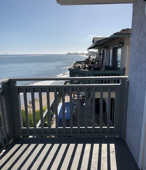 6525 Del Playa Dr — Photo 4