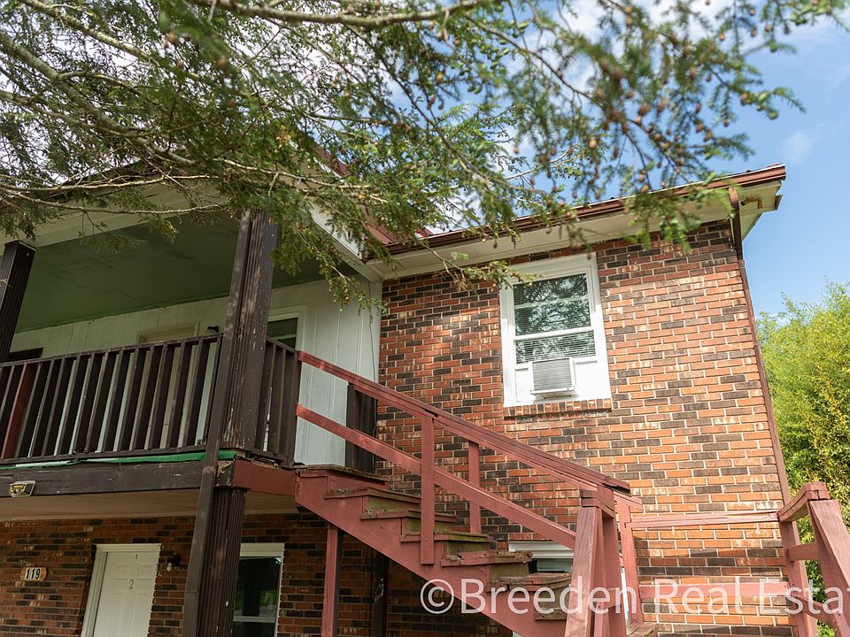 1st image of 119 Camellia Garden St #4