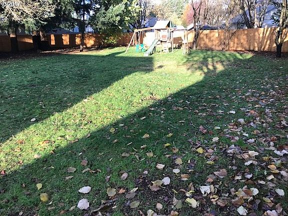 2nd image of 1913 NE 92nd Ave