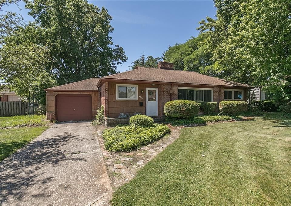 1st image of 8431 Thornton Dr