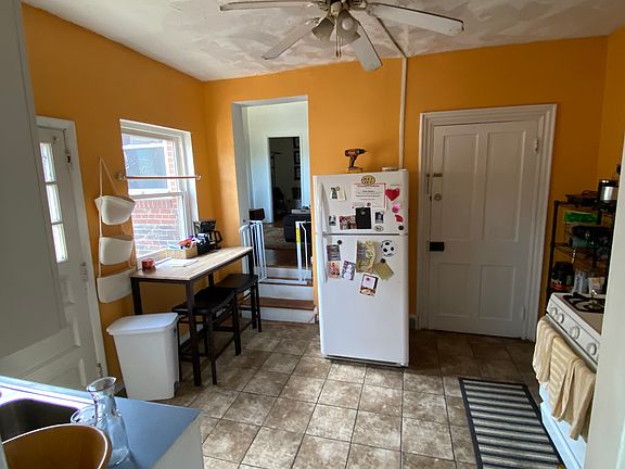 4th image of 123 45th St Floor 2