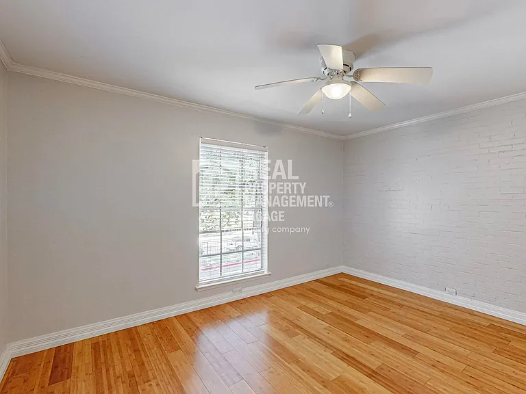 5220 Fleetwood Oaks Ave #210 — Photo 26