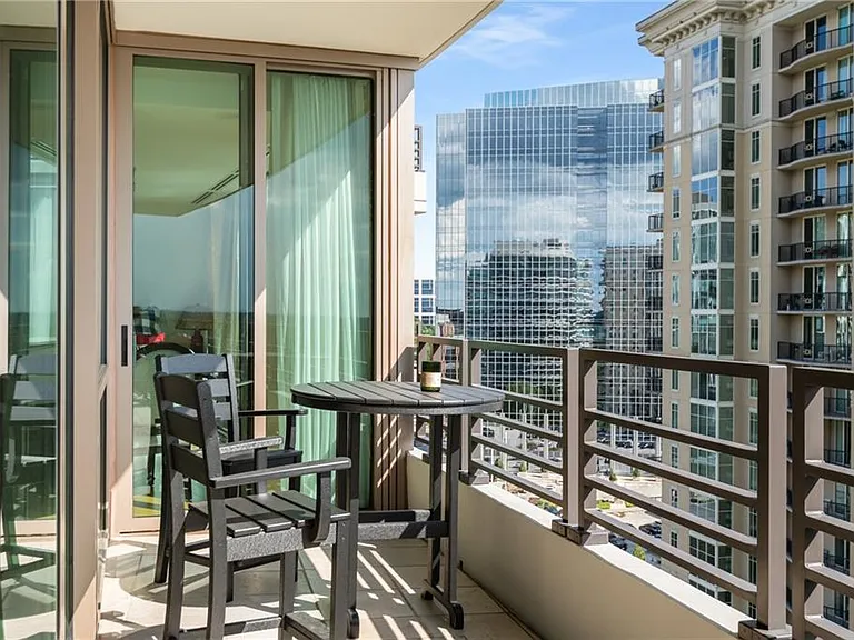 700 Park Regency Pl NE #1906 — Photo 25