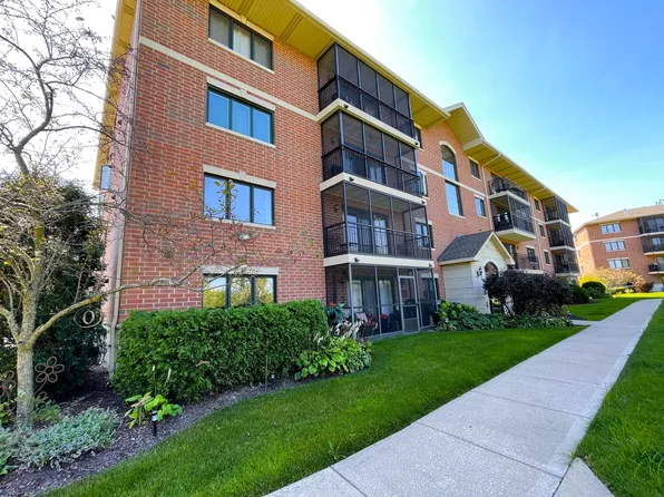 6850 W Winding Trl Unit 201, Oak Forest, IL 60452