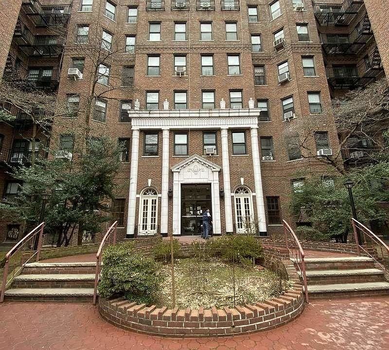 2nd image of 11145 76th Dr APT C8