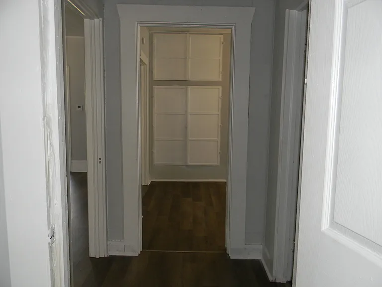 4305 Pulaski St — Photo 3