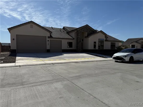 1280 E Barbary Dr, Fort Mohave, AZ 86426