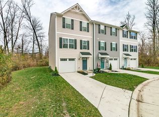 192 Raintree Ln, Painesville, OH 44077