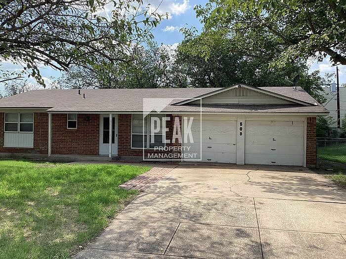 1st image of 509 Branch Cir E