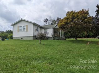 323 Jones Rd, Fletcher, NC 28732