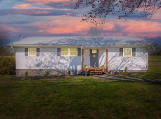 643 Reeves Rd, Trenton, GA 30752