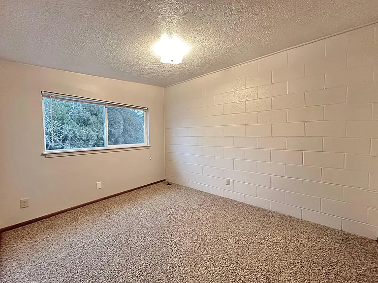 3548 W Meadow Pl — Photo 8