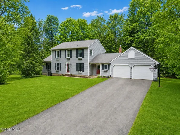 48 Castleberry Drive, Gansevoort, NY 12831