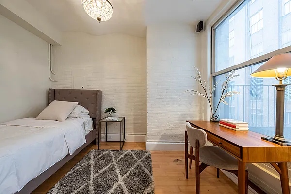 Sold by Industrie Residential | media 11