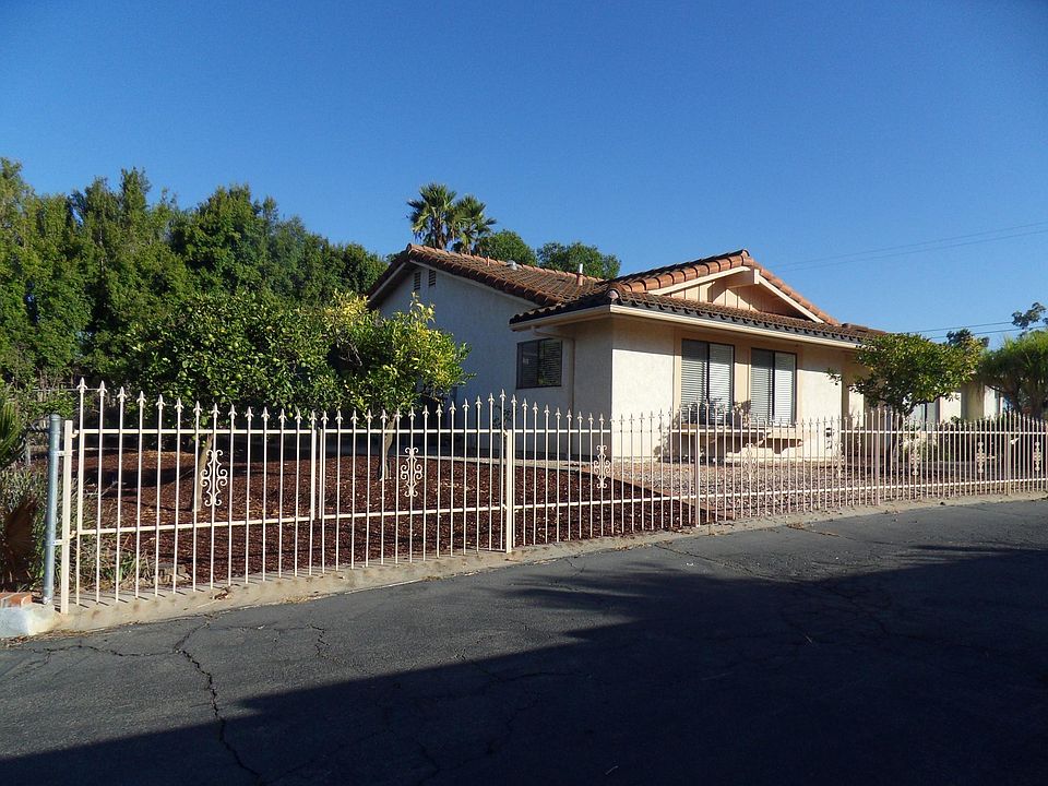 2nd image of 263 Mar Vista Dr