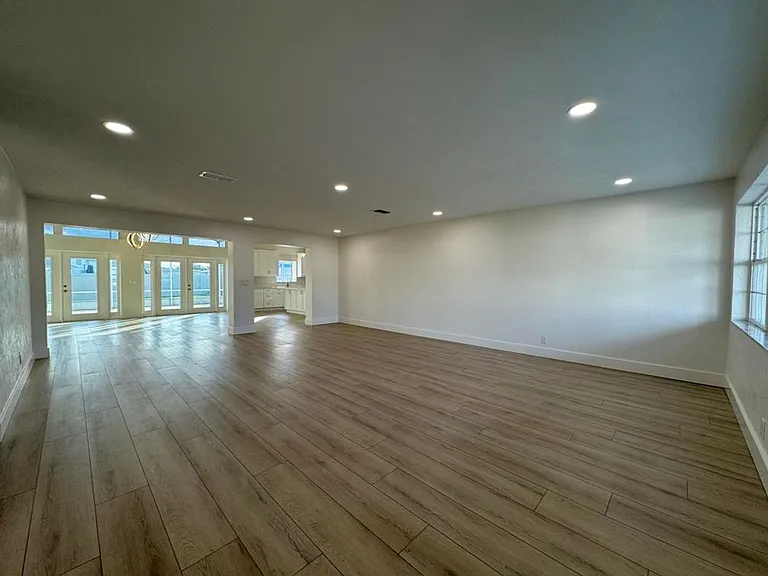 16 Seabreeze Dr — Photo 4