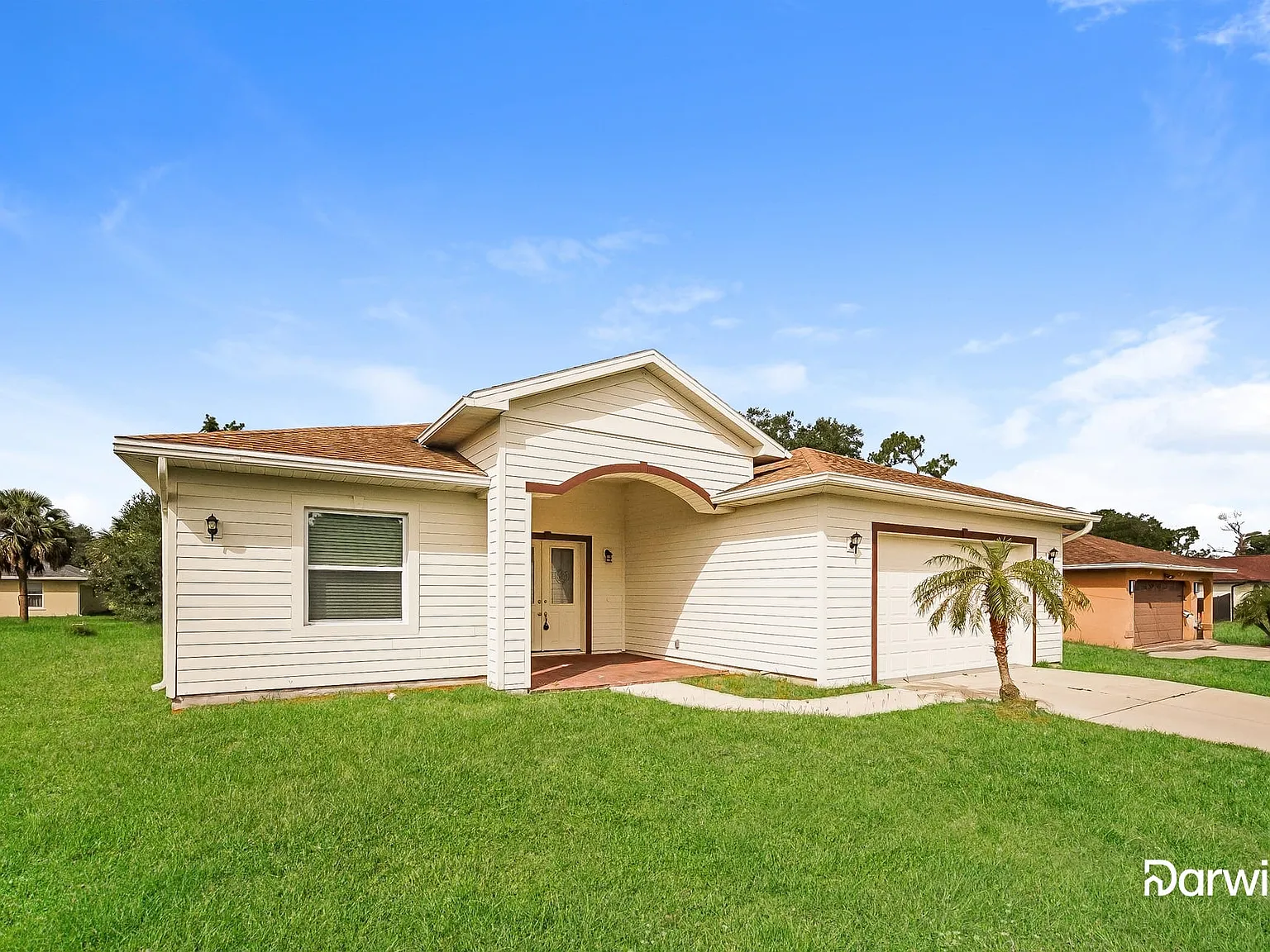 3 bed, 2.0 bath, 1577 sqft, $1,820 — Photo 2