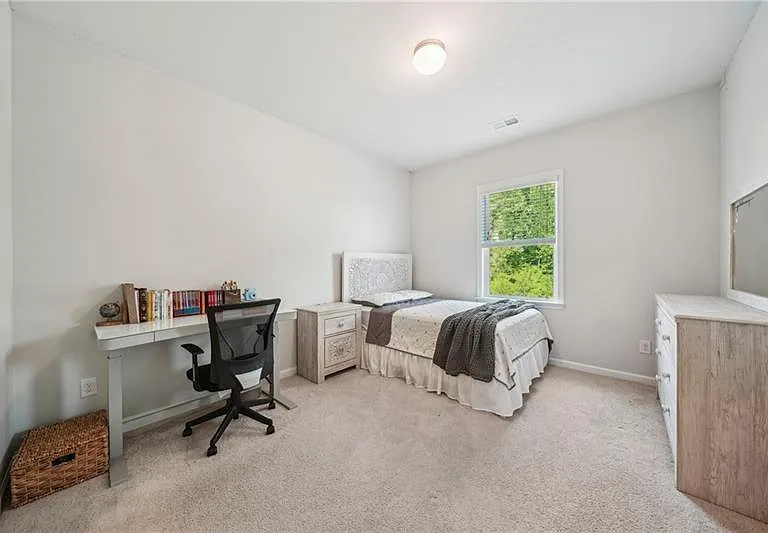 7455 Easton Valley Ln — Photo 31