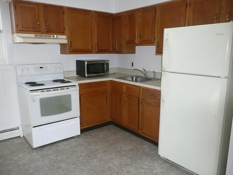 189 Madison Ave #2 — Photo 7