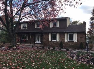 1805 Lane Rd, Columbus, OH 43220