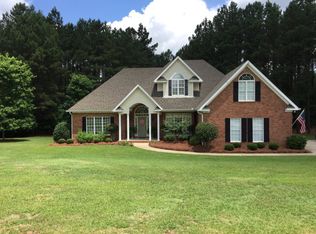 170 Hidden Lakes Dr, Gray, GA 31032