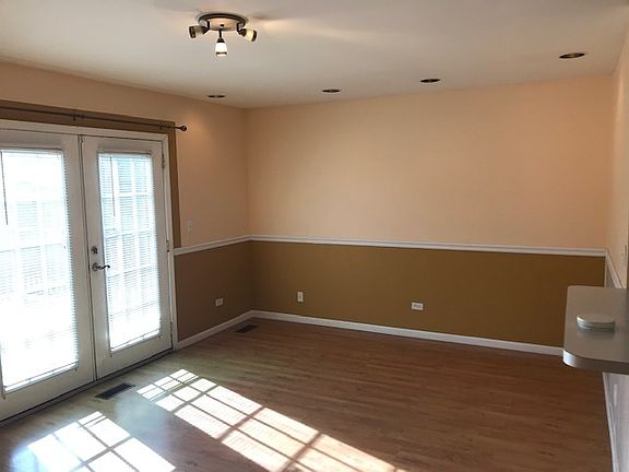 3rd image of 1109 Woodland Heights Blvd