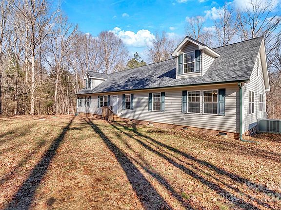 2nd image of 530 Ole Simpson Pl
