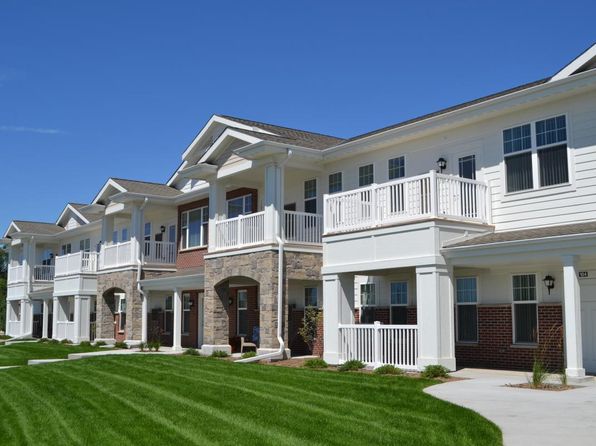 219 Lincolnshire Pl APT 207