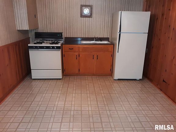 5th image of 2535 35th Ave