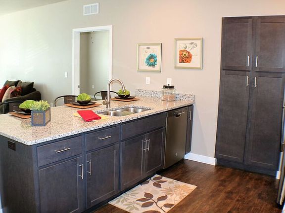 4th image of 1725 Caleb Ct Unit 302