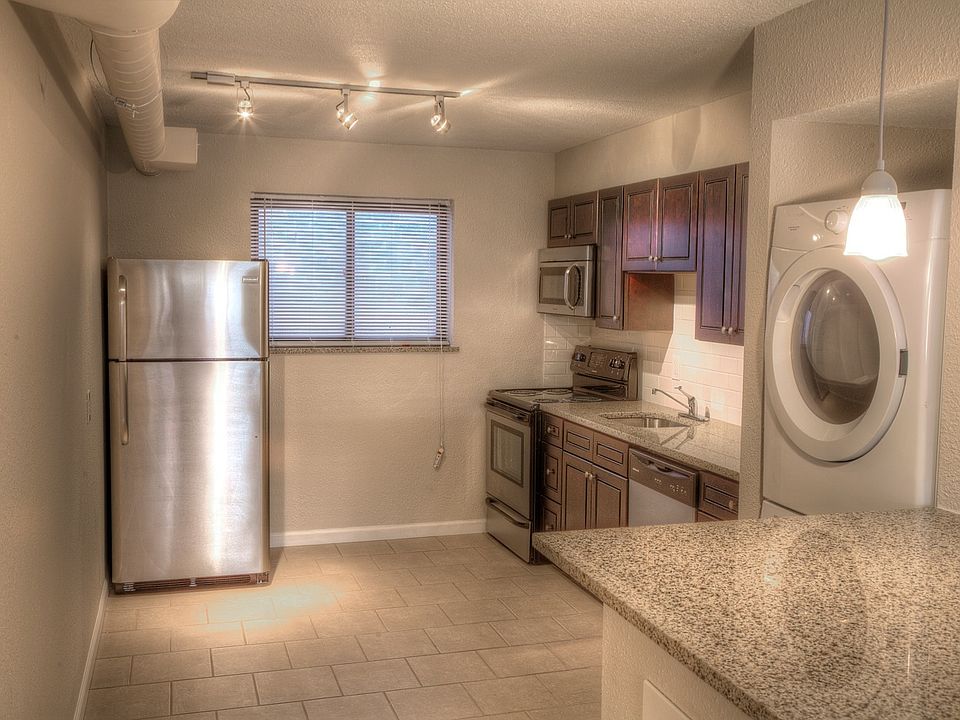 1st image of 3956 W Pine Blvd