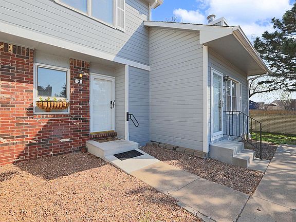 3rd image of 101 S Rock Rd APT 2