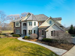 1300 Vineyard Ln, Libertyville, IL 60048