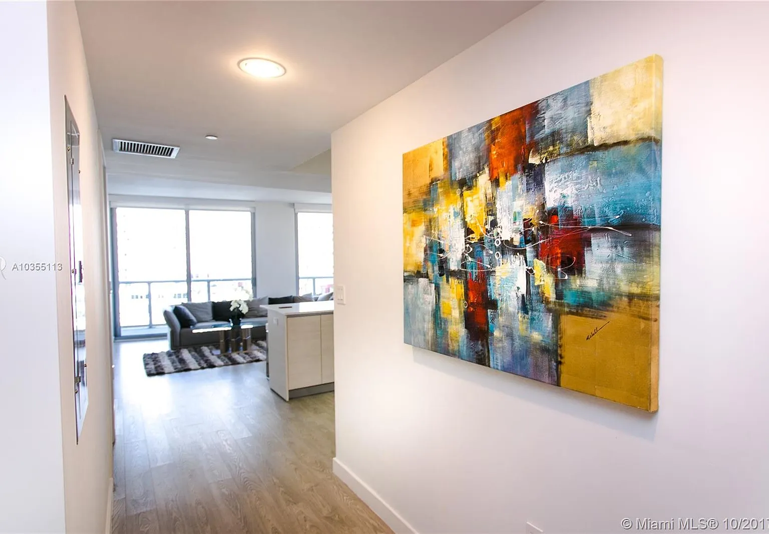 Beachwalk Condominium — Photo 3