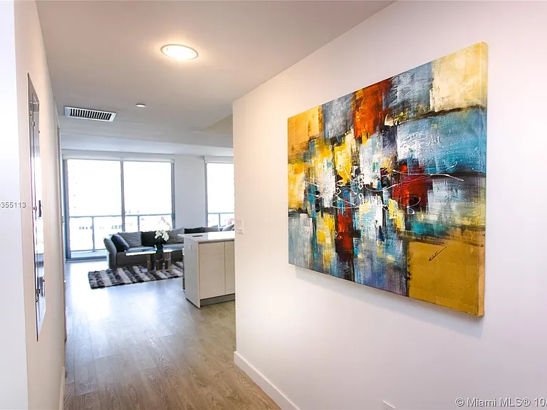 2600 E Hallandale Beach Blvd #T501 — Photo 3