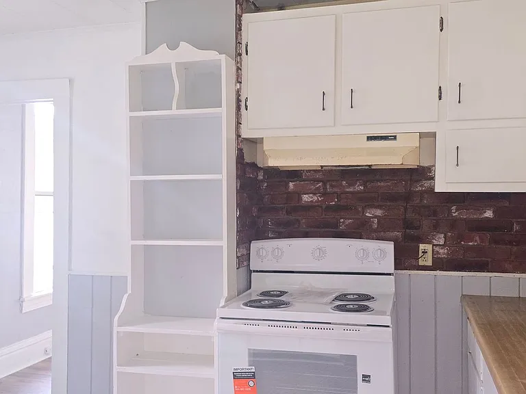 461 E Garfield Ave — Photo 3