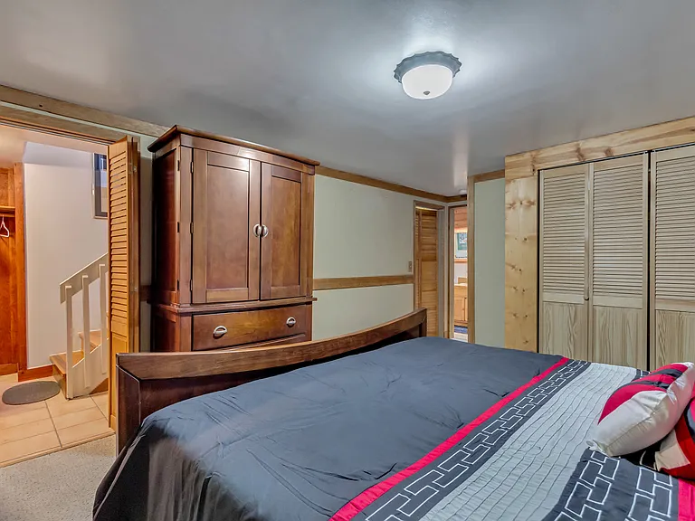 2607 N Viking Dr — Photo 19