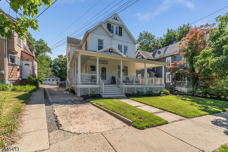 1st image of 127 W Cliff St