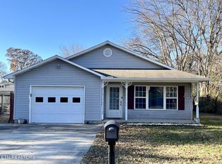 2439 E Clark Ave, Maryville, TN 37804
