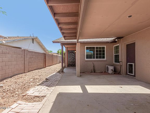3rd image of 1321 E HOPI Circle