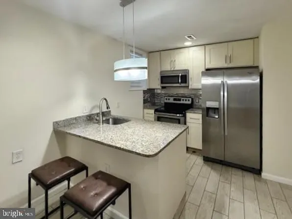 5421 8th St NW Unit B, Washington, DC 20011