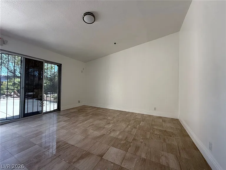 8620 Cremona Dr — Photo 5