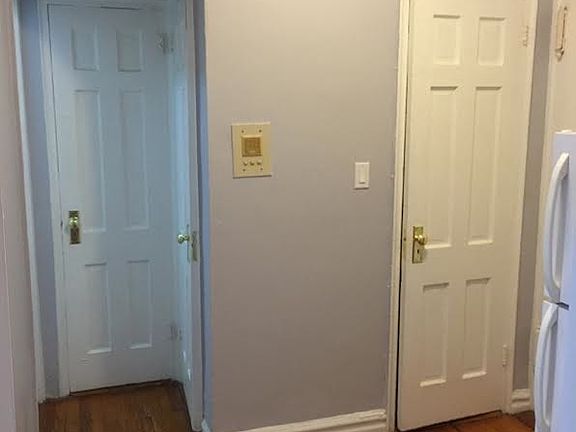 4th image of 40 Woodruff Ave APT 202