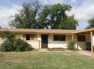 1212 S Wall St, Iowa Park, TX 76367
