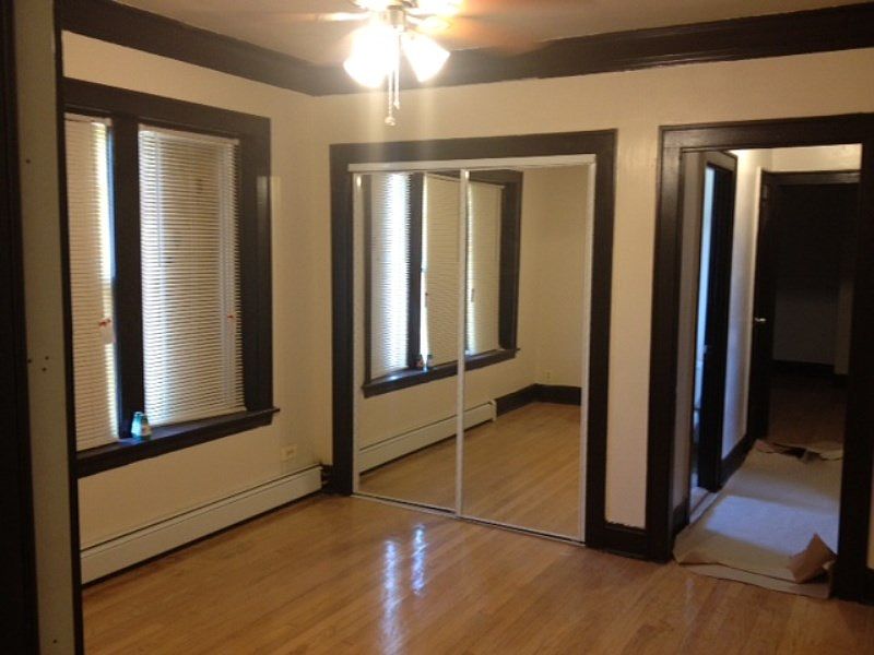 2nd image of 43 E 119th Pl